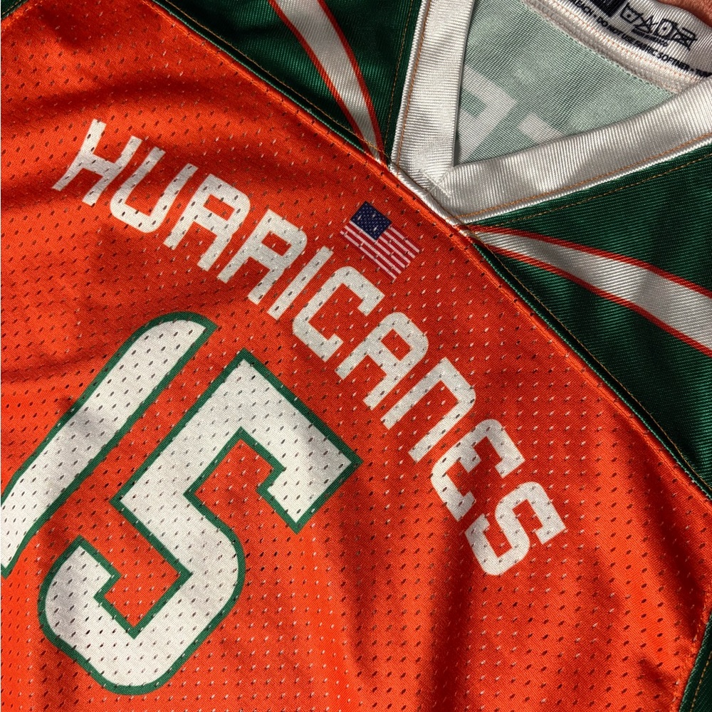 Hurricanes #15 Buttrose Jersey Youth Medium - Picture 5 of 11